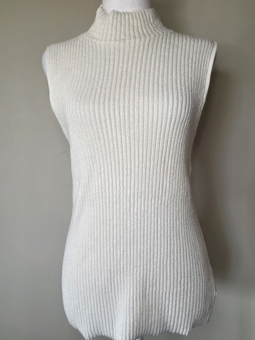 MOTH Anthropologie Ivory Ribbed Mock Neck Sleeveless Sweater Tunic M
